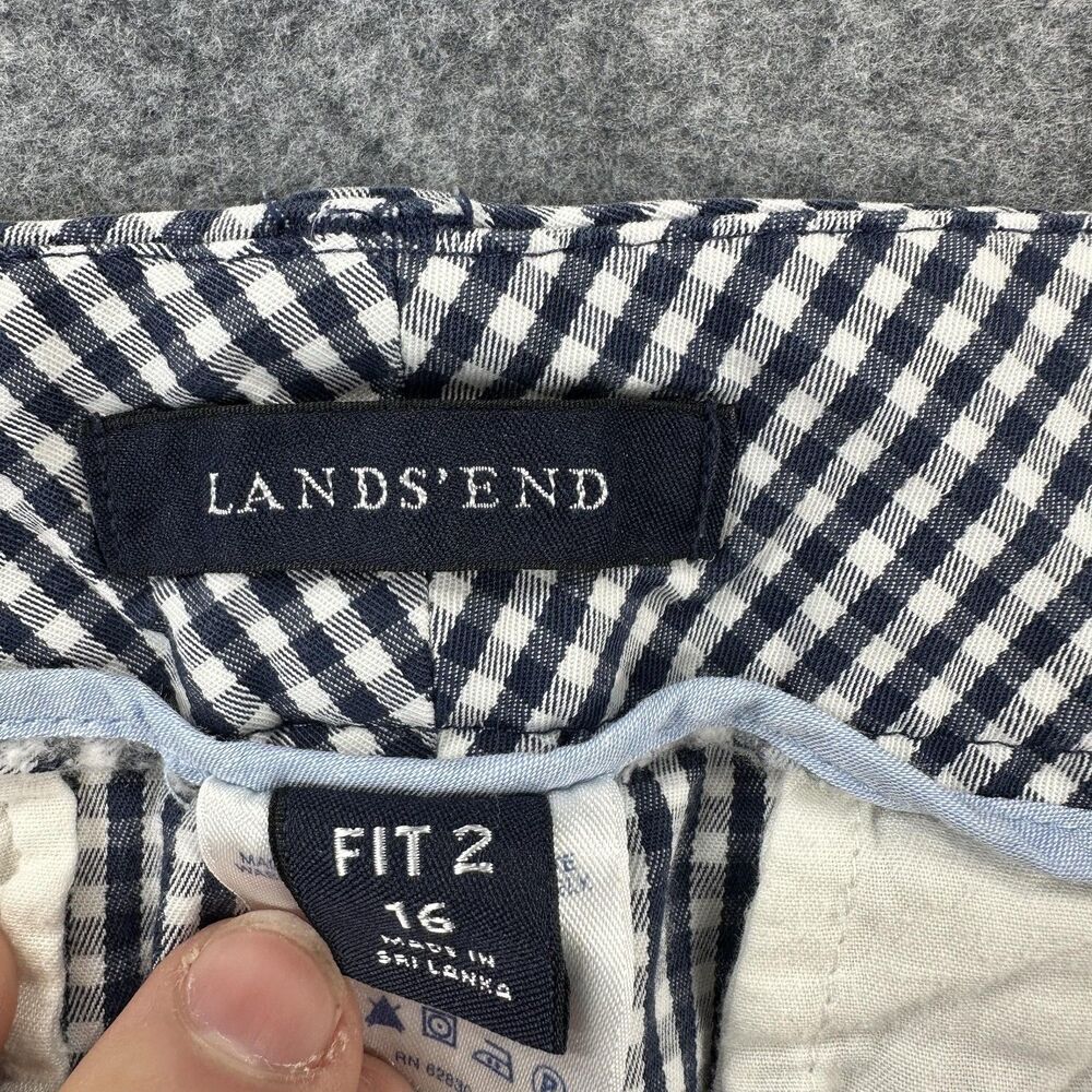 Lands' End Shorts Womens 16 Navy White Gingham Fit 2 Chino Stretch Casual - Picture 3 of 8